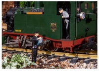 Pola 331505 Steam Loco Drivers (2)